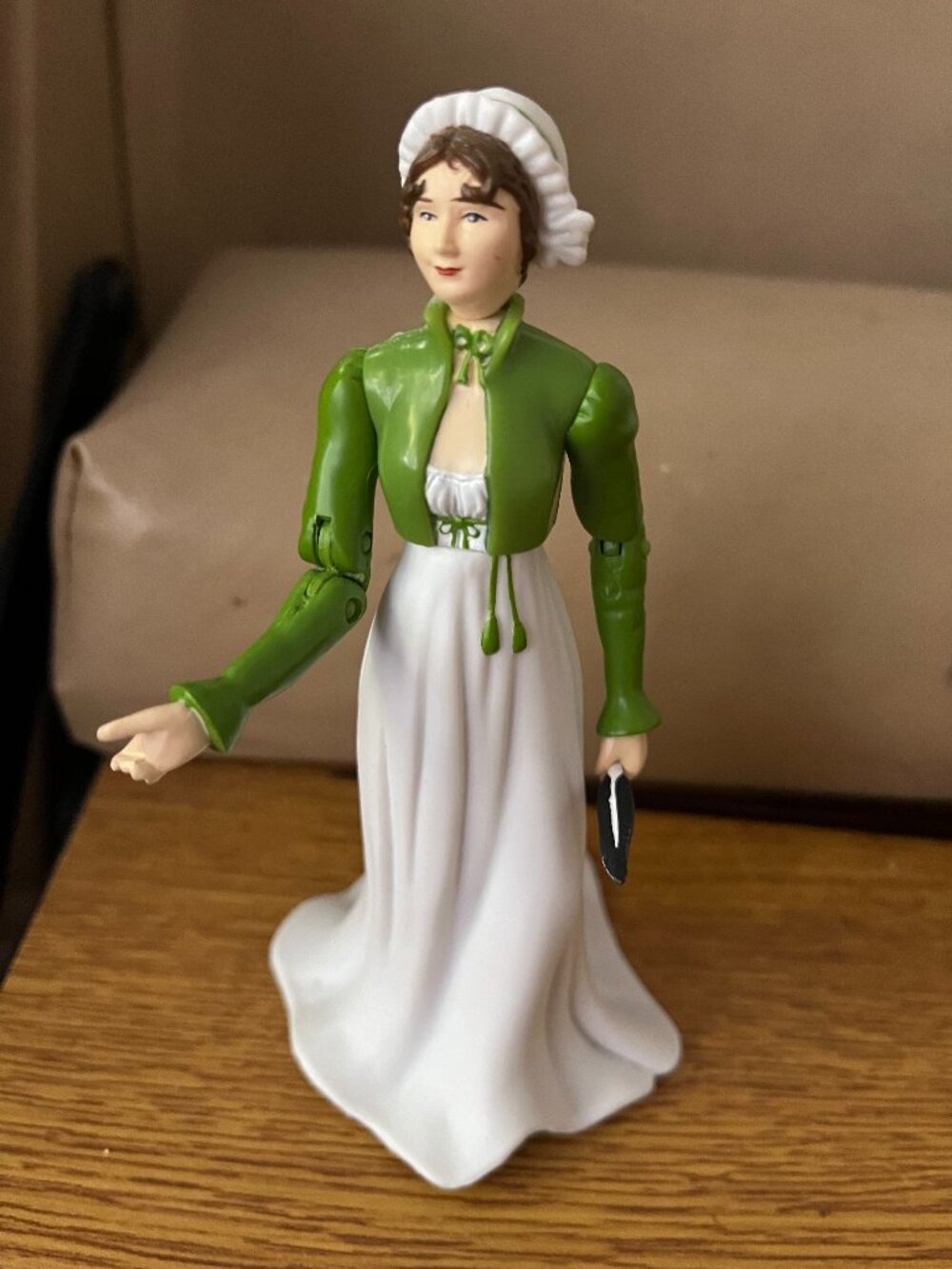 Jane Austen 5.5" Poseable Action Figure With  Quill Pen